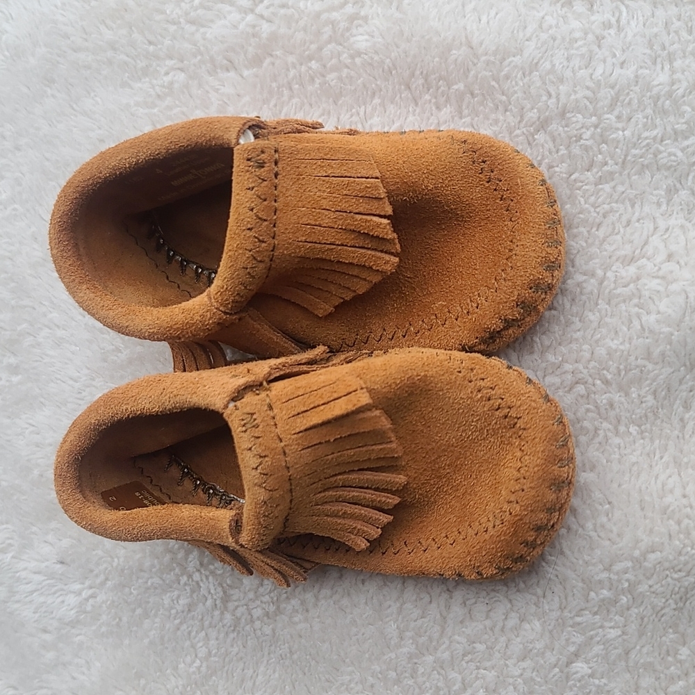 Infant Minnetonka leather sole mocs